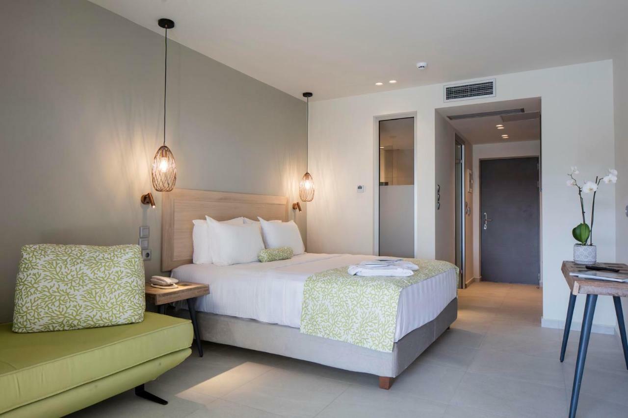 Amira Aparthotel Скиатос Екстериор снимка