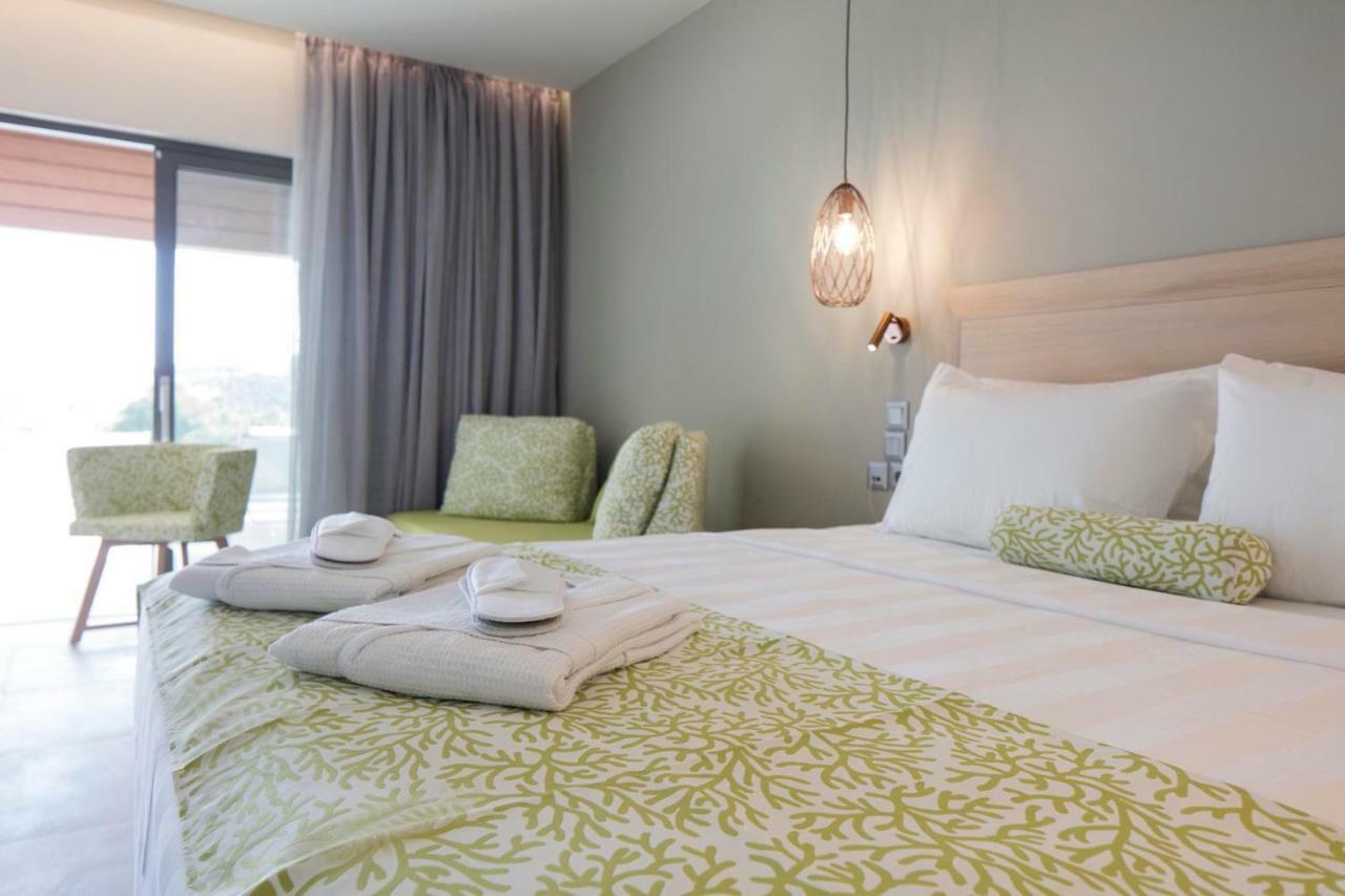 Amira Aparthotel Скиатос Екстериор снимка